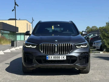 Авто BMW X5 2022 № 7911918