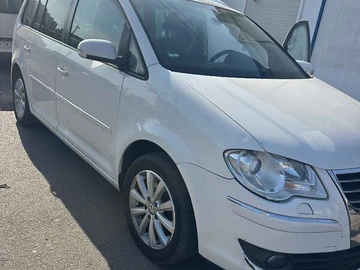 Авто Volkswagen Touran 2007 № 7911979