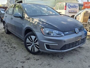 Авто Volkswagen E-Golf 2016 № 7912066