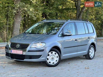 Авто Volkswagen Touran 2009 № 7912141