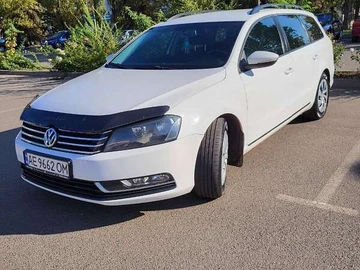 Авто Volkswagen Passat 2013 № 7912148