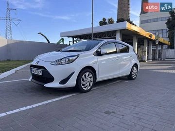 Авто Toyota Aqua 2017 № 7912198