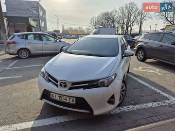 Авто Toyota Auris 2013 № 7912238