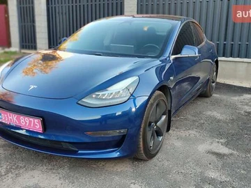 Авто Tesla Model 3 2018 № 7912284