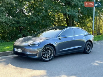 Авто Tesla Model 3 2019 № 7912309