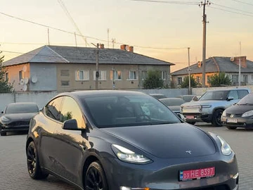 Авто Tesla Model Y 2022 № 7912358