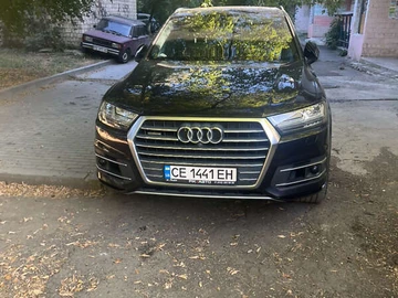 Авто Audi Q7 2016 № 7912359
