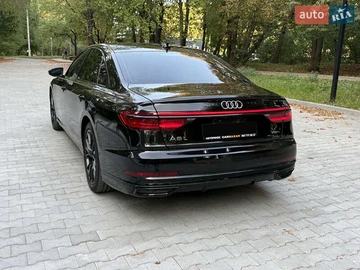 Авто Audi A8 2020 № 7912436