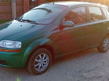 Авто Chevrolet Aveo 2005 № 7912450