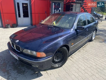 Авто BMW 5 Series 2000 № 7912452