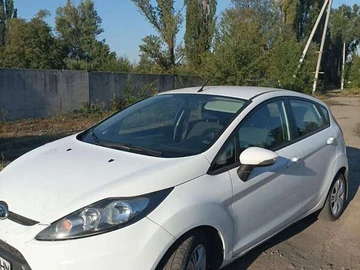 Авто Ford Fiesta 2011 № 7912682