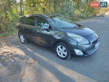 Авто Renault Grand Scenic 2010 № 7912690