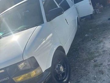Авто Chevrolet Astro 2004 № 7912712