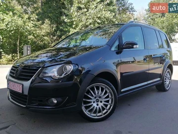 Авто Volkswagen Touran 2008 № 7912716