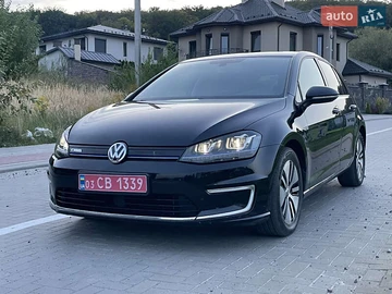 Авто Volkswagen E-Golf 2015 № 7912754