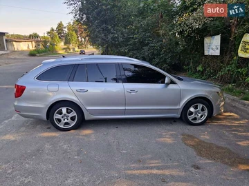 Авто Skoda Superb 2010 № 7912788