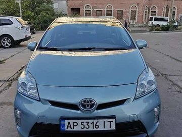 Авто Toyota Prius 2013 № 7912818