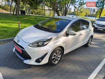 Авто Toyota Aqua 2018 № 7912862
