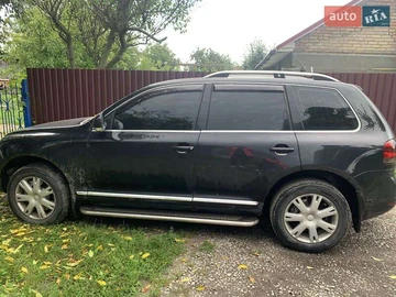 Авто Volkswagen Touareg 2003 № 7912882