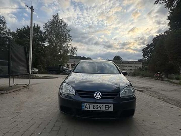 Авто Volkswagen Golf 2005 № 7913021