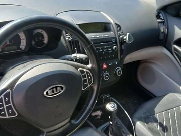 Авто KIA Ceed 2009 № 7913026