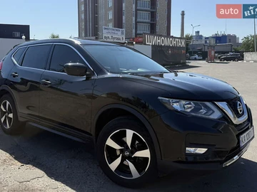 Авто Nissan Rogue 2017 № 7913107