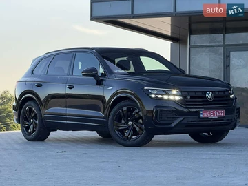 Авто Volkswagen Touareg 2022 № 7913137
