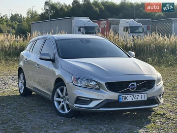 Авто Volvo V60 2016 № 7913221