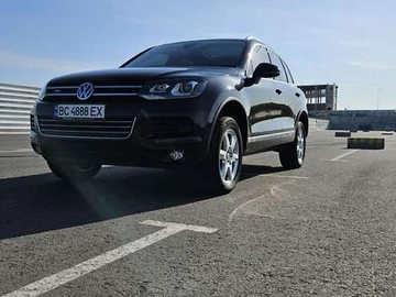 Авто Volkswagen Touareg 2014 № 7913247