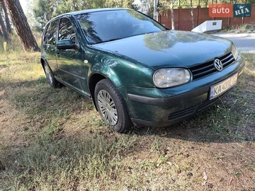 Авто Volkswagen Golf 2000 № 7913297