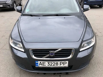 Авто Volvo V50 2009 № 7913370