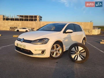 Авто Volkswagen E-Golf 2014 № 7913380