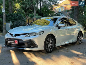 Авто Toyota Camry 2022 № 7913510