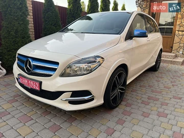 Авто Mercedes B-Class 2015 № 7913656