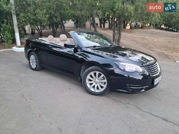 Авто Chrysler 200 2012 № 7913657