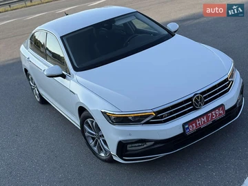 Авто Volkswagen Passat 2021 № 7913795