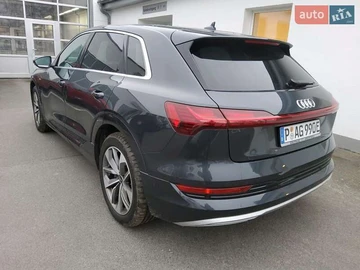 Авто Audi E-Tron 2022 № 7913809