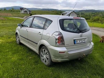 Авто Toyota Corolla Verso 2005 № 7913892