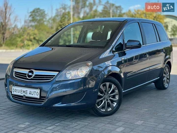 Авто Opel Zafira 2010 № 7913950