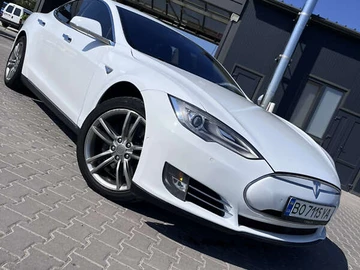 Авто Tesla Model S 2014 № 7914102
