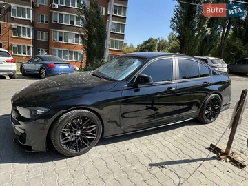 Авто BMW 3 Series 2015 № 7914104