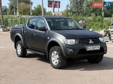Авто Mitsubishi L 200 2010 № 7914106