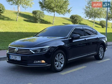 Авто Volkswagen Passat 2018 № 7914177