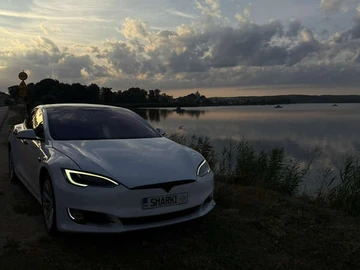 Авто Tesla Model S 2018 № 7914196
