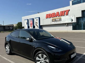 Авто Tesla Model Y 2023 № 7914251