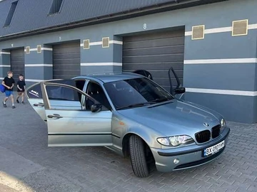 Авто BMW 3 Series 2002 № 7914375
