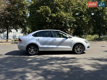 Авто Volkswagen Polo 2011 № 7914463