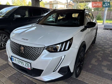Авто Peugeot E-2008 2023 № 7914668