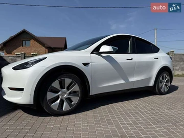 Авто Tesla Model Y 2023 № 7914752