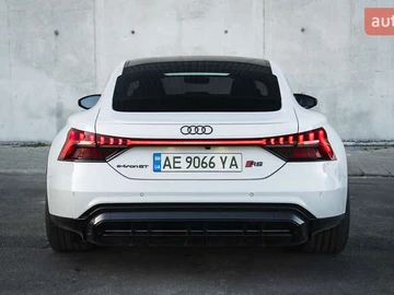 Авто Audi E-Tron Gt 2021 № 7914787